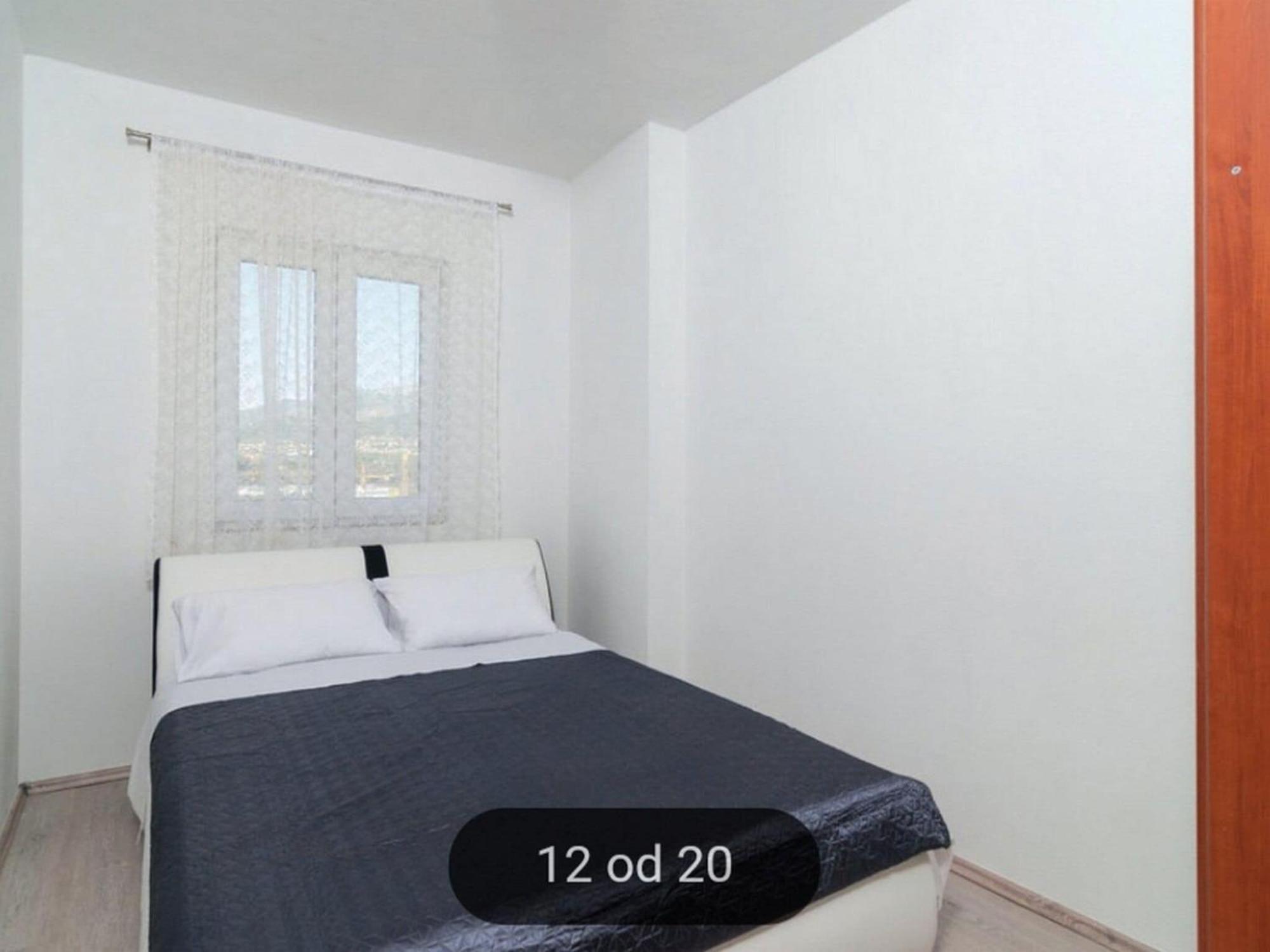 Tomi St - Two Bedroom With Balcony A3 Split